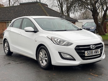 2015 (15) - 1.6 CRDi Blue Drive SE 5dr