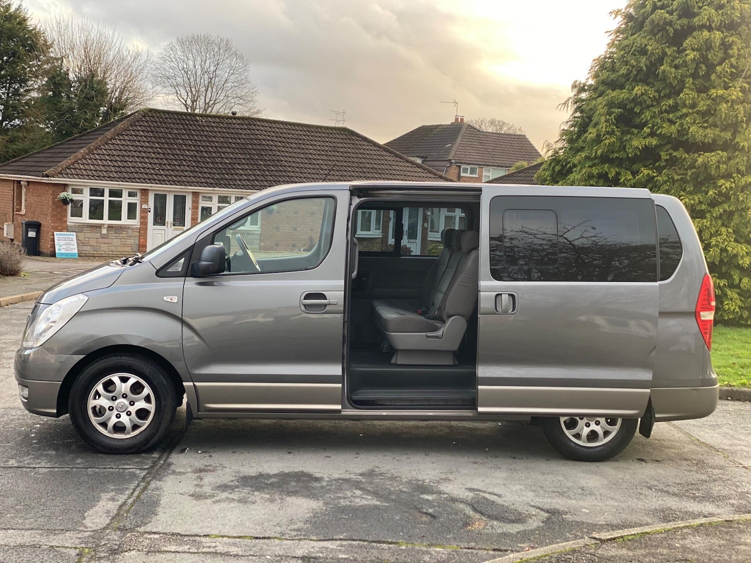 Used Hyundai i800 2011 for sale - 77315246: Photo 8