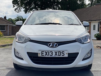 Used Hyundai i20 2013 for sale - 79033739: Photo