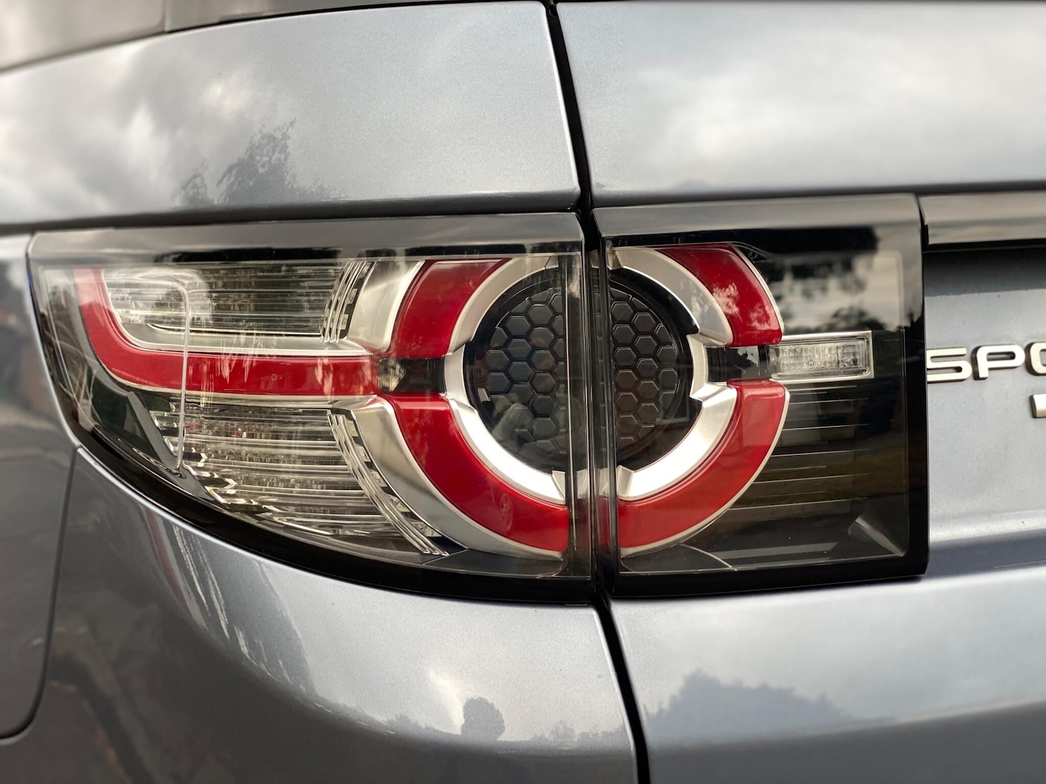 Used Land Rover Discovery Sport 2018 for sale - 76912757: Photo 11