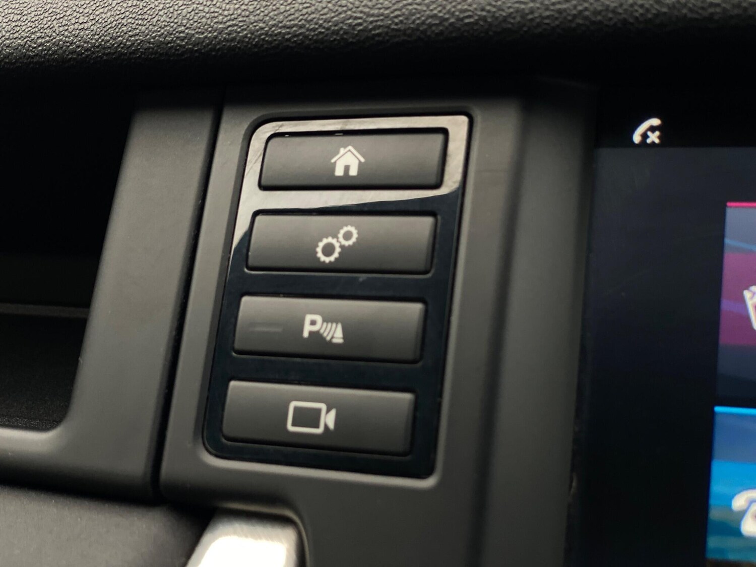 Used Land Rover Discovery Sport 2018 for sale - 76912757: Photo 26