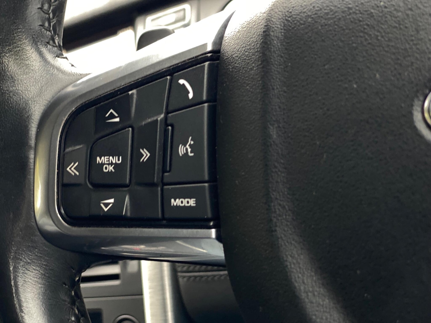 Used Land Rover Discovery Sport 2018 for sale - 76912757: Photo 27