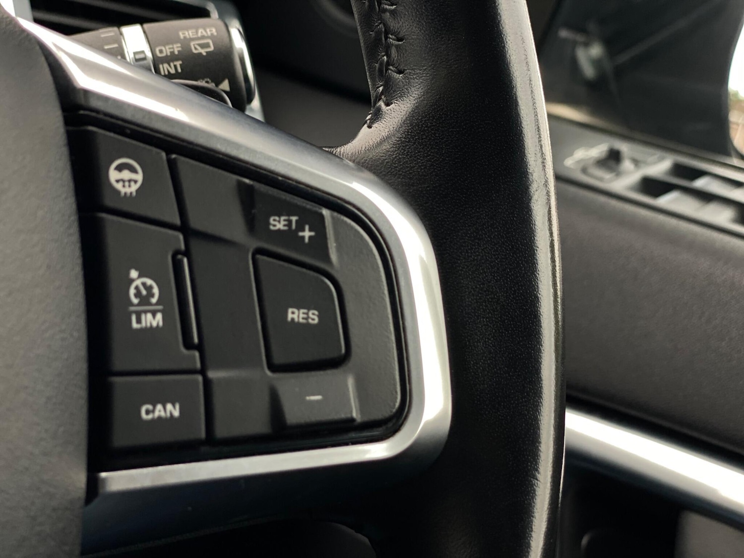 Used Land Rover Discovery Sport 2018 for sale - 76912757: Photo 29