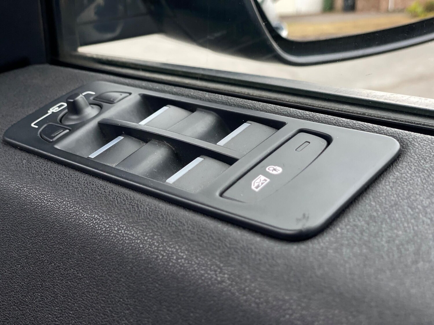 Used Land Rover Discovery Sport 2018 for sale - 76912757: Photo 31