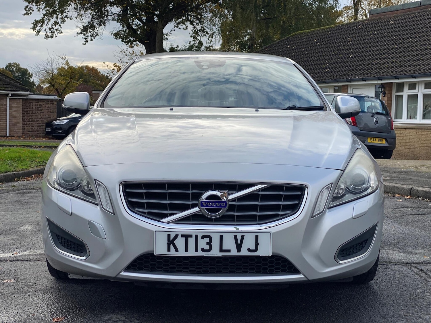 Used Volvo S60 2013 for sale - 76898739: Photo 2