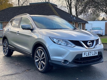 Used Nissan Qashqai 2017 for sale - 76823499: Photo