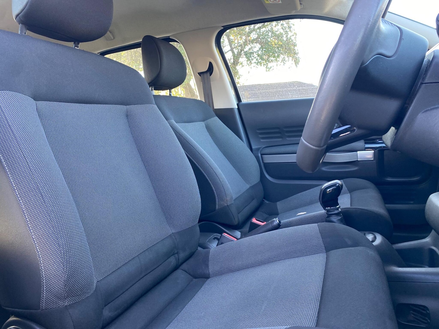 Used Citroen C4 Cactus 2016 for sale - 76912931: Photo 11