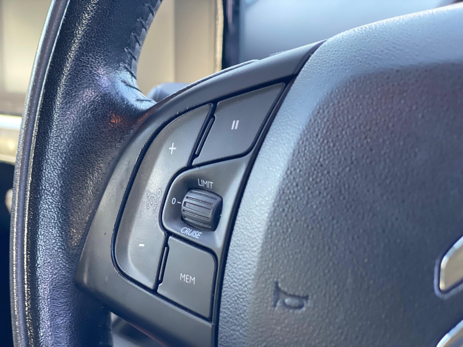 Used Citroen C4 Cactus 2016 for sale - 76912931: Photo 8