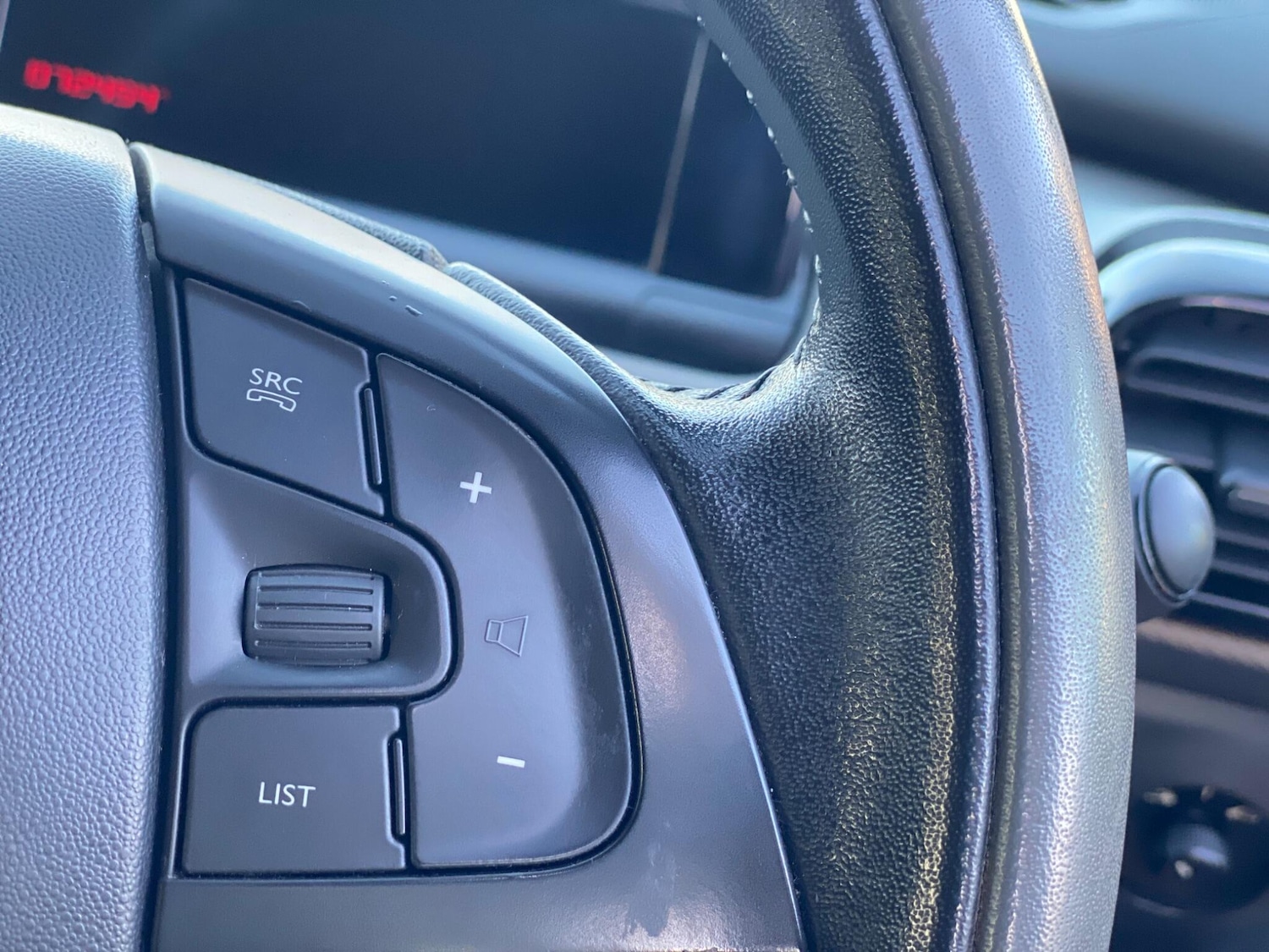 Used Citroen C4 Cactus 2016 for sale - 76912931: Photo 9