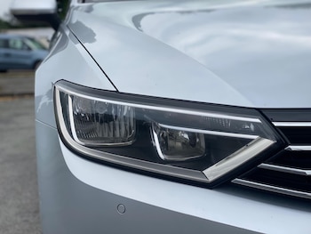 Used Volkswagen Passat 2016 for sale - 76824591: Photo