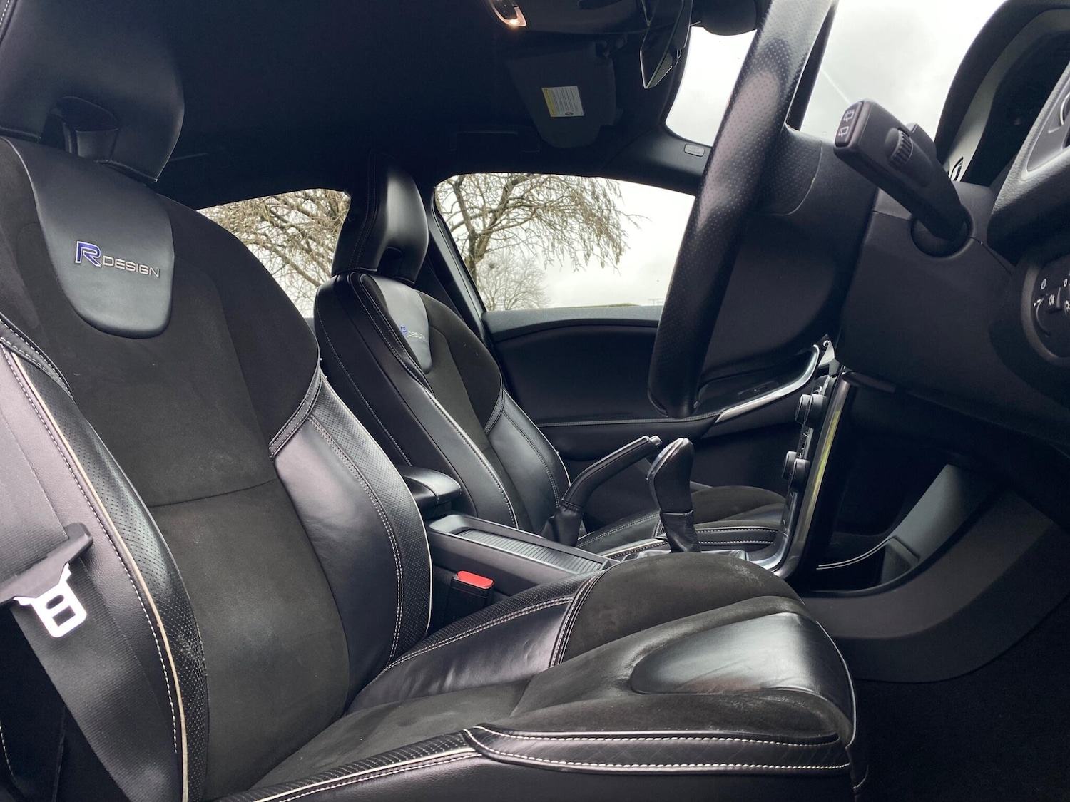 Used Volvo V40 2013 for sale - 77412319: Photo 12