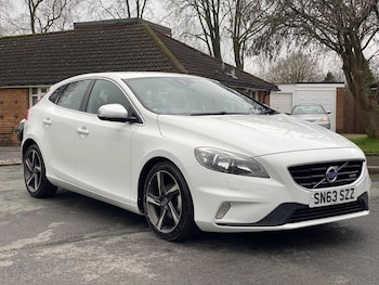 Used Volvo V40 2013 for sale - 77412319: Photo