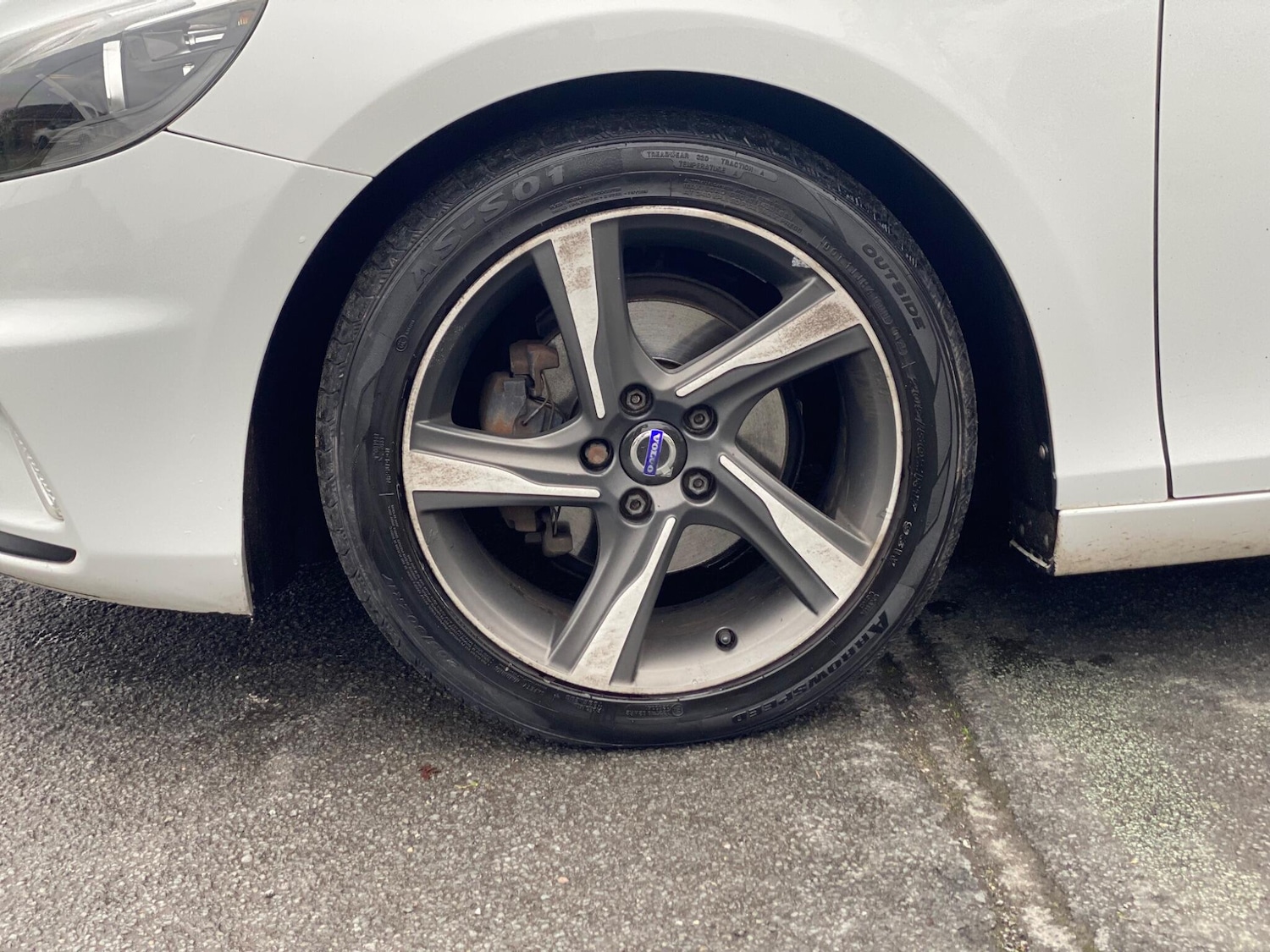 Used Volvo V40 2013 for sale - 77412319: Photo 25