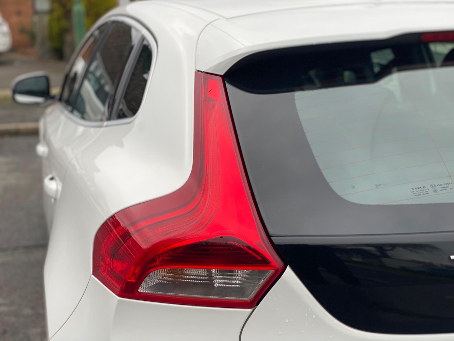 Used Volvo V40 2013 for sale - 77412319: Photo 43