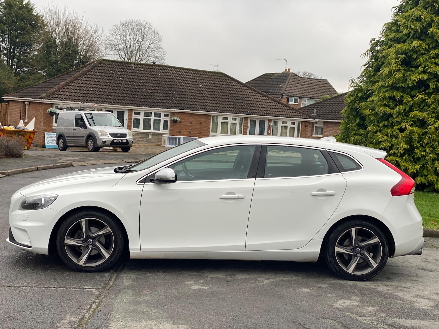 Used Volvo V40 2013 for sale - 77412319: Photo 5