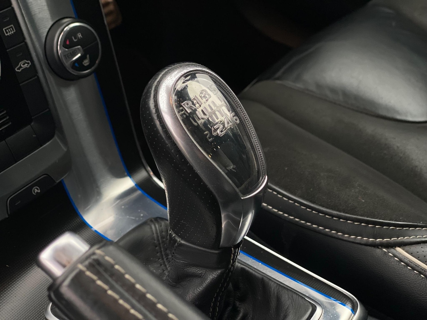 Used Volvo V40 2013 for sale - 77412319: Photo 9