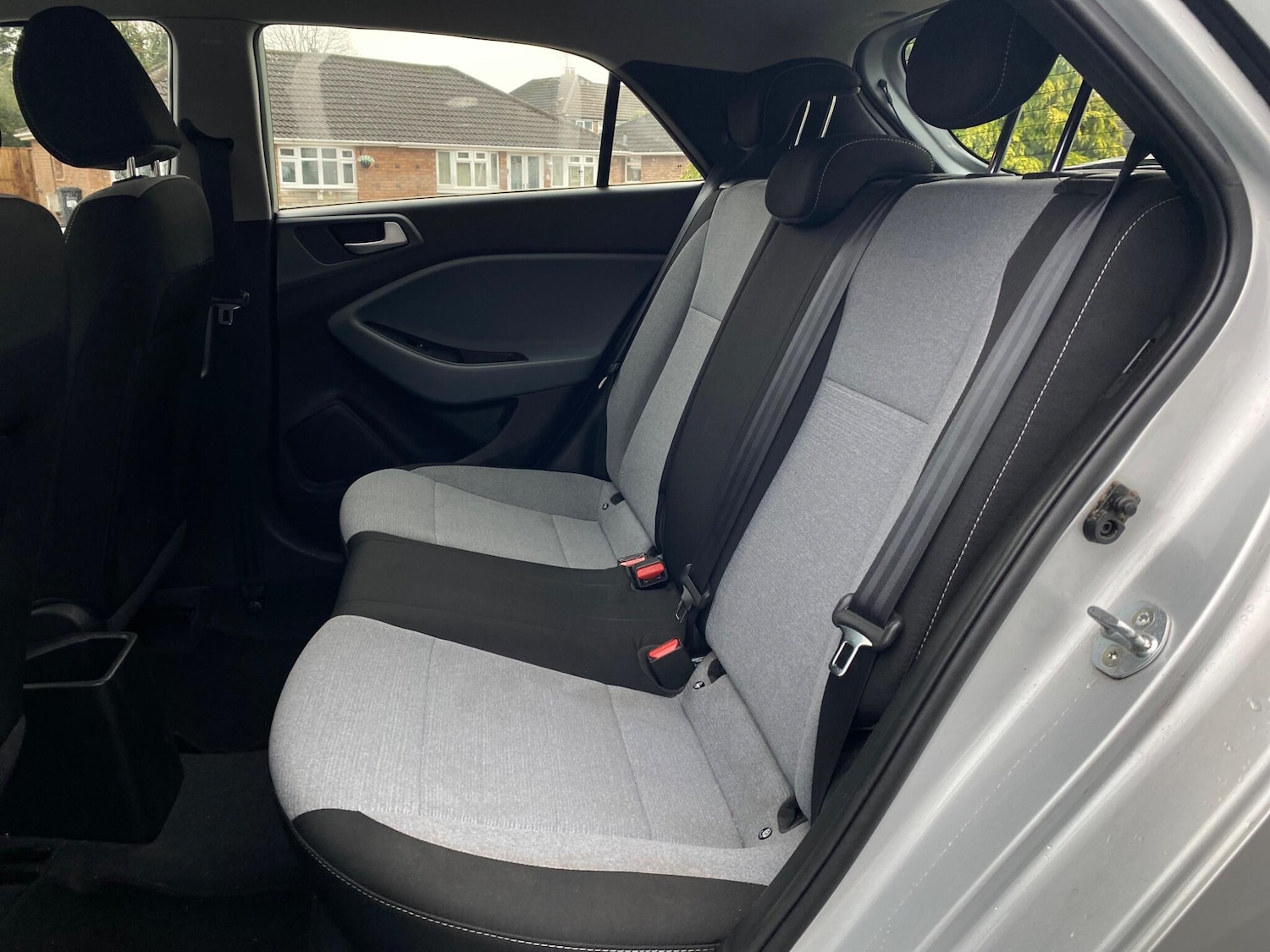 Used Hyundai i20 2015 for sale - 77230480: Photo 15