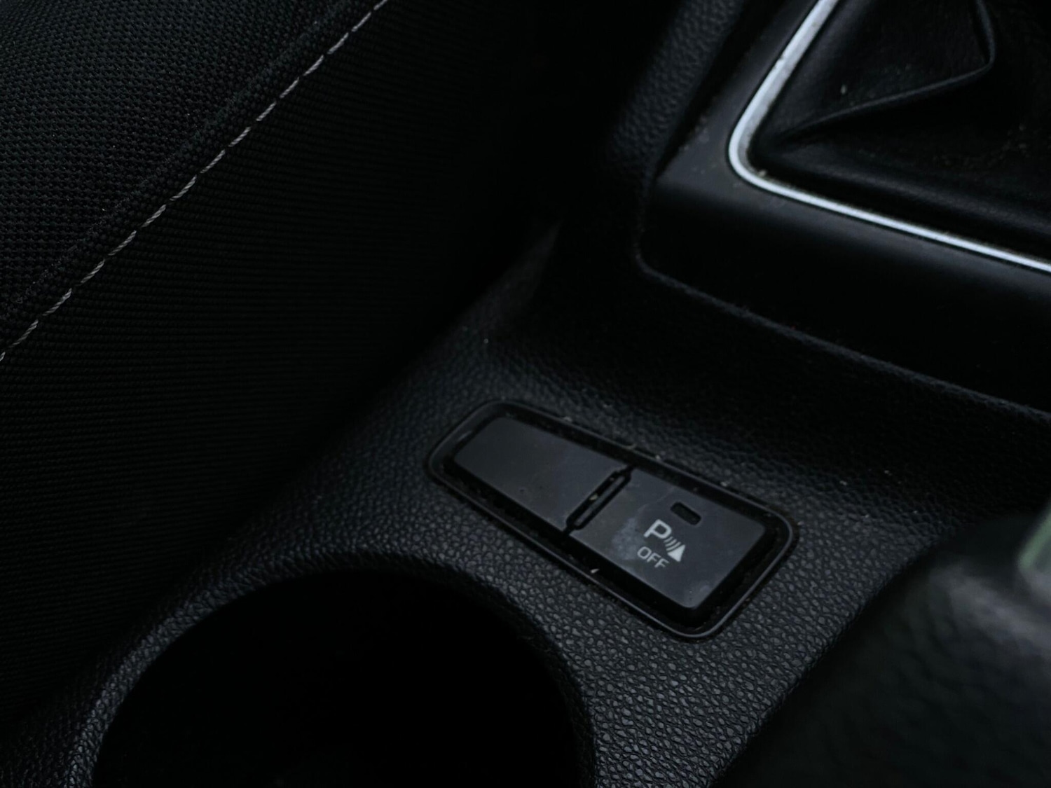 Used Hyundai i20 2015 for sale - 77230480: Photo 21