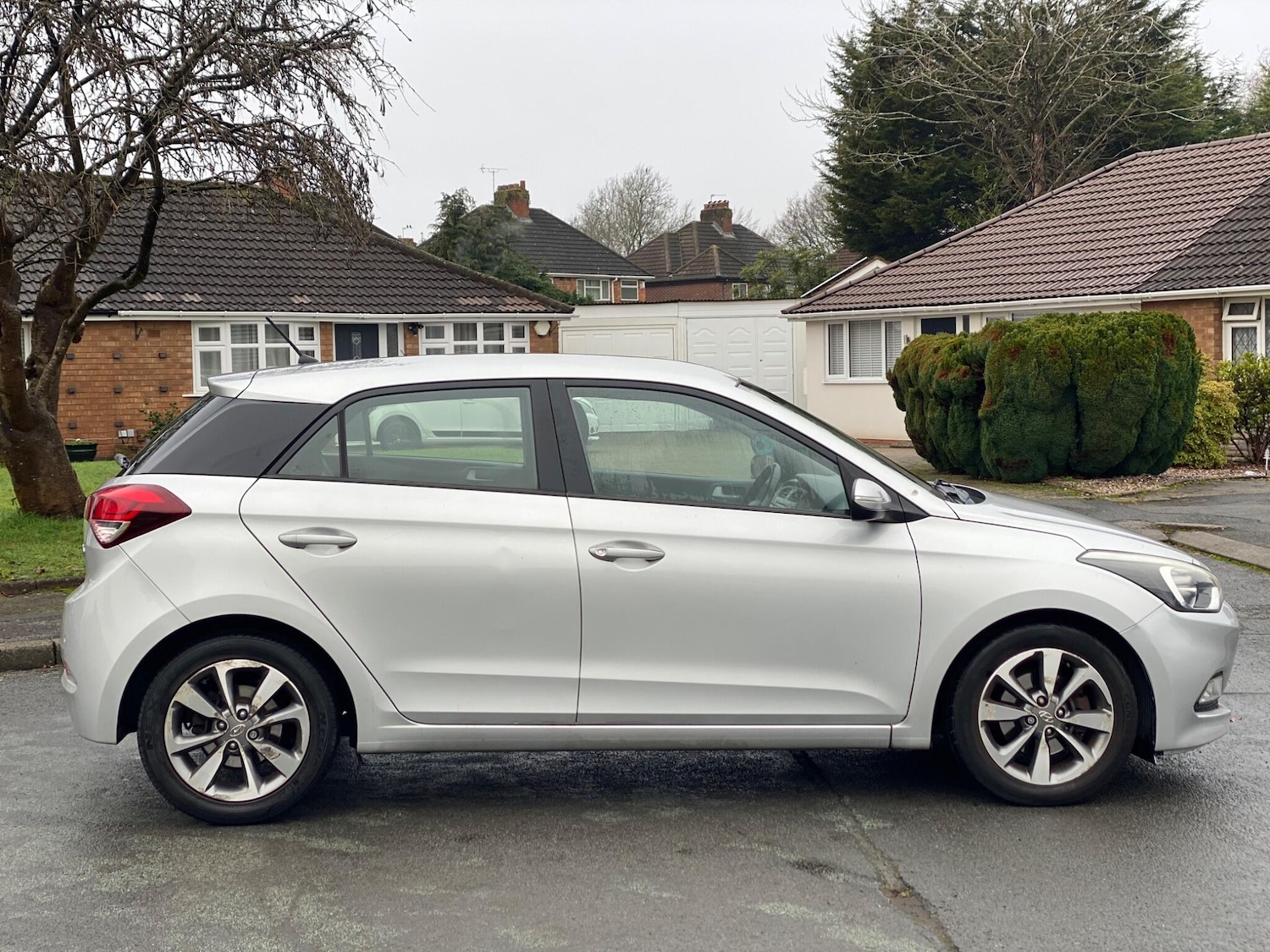 Used Hyundai i20 2015 for sale - 77230480: Photo 7