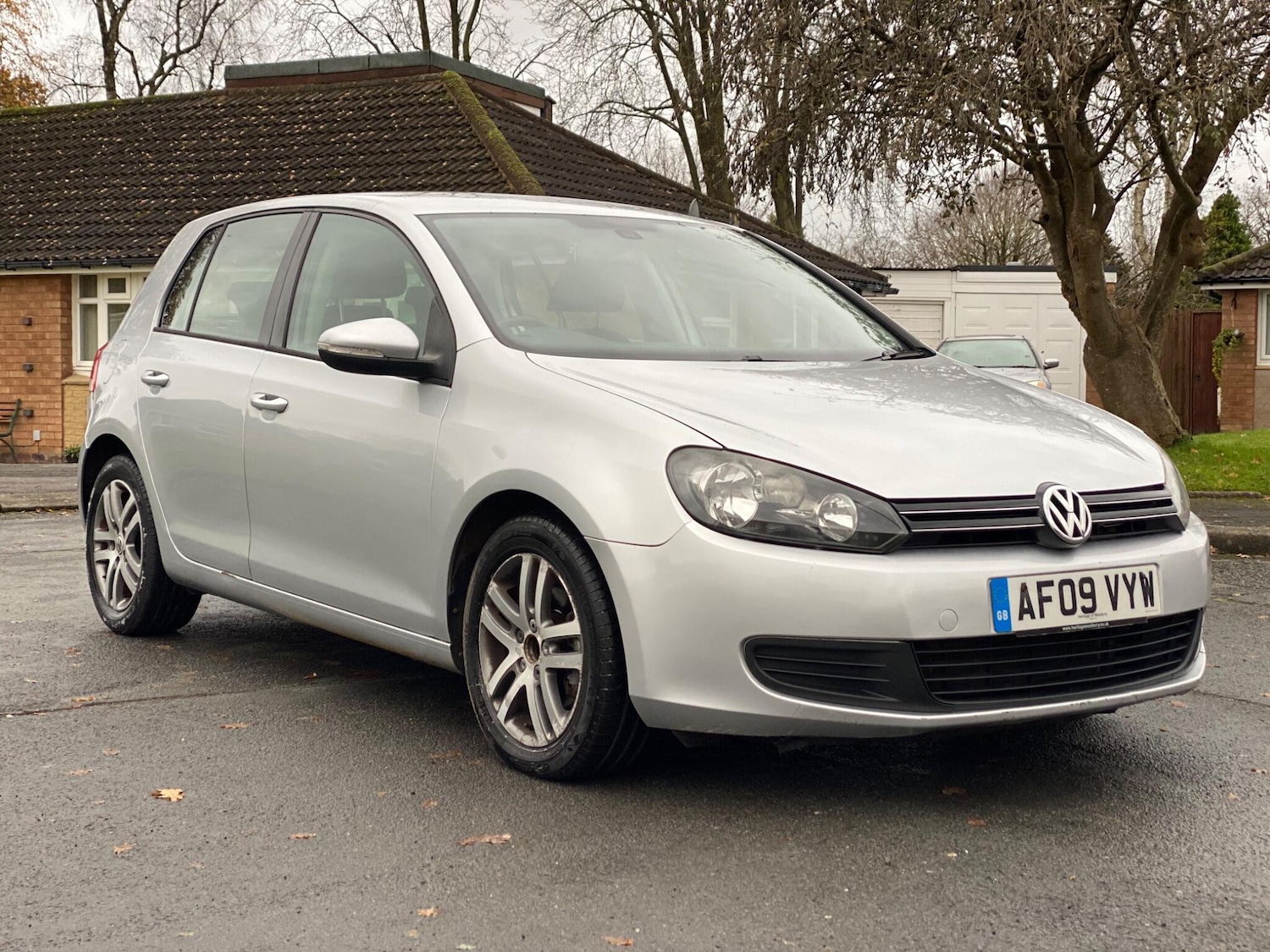 Used Volkswagen Golf 2009 for sale - 76839364: Photo 1