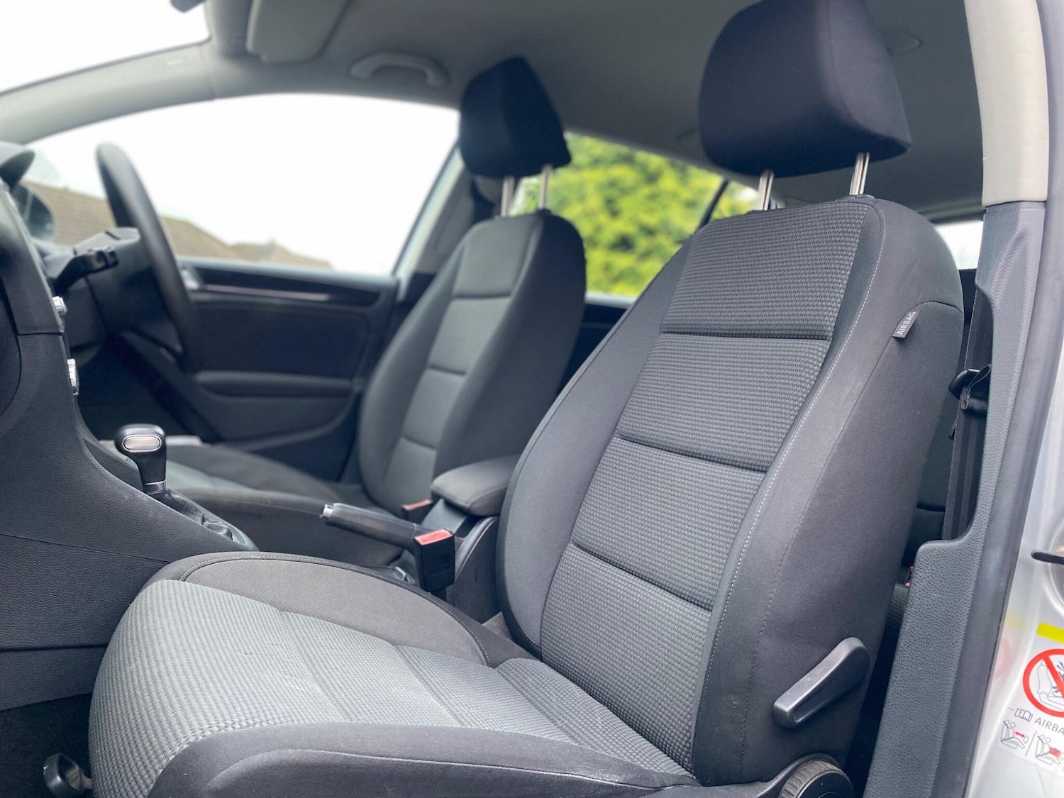 Used Volkswagen Golf 2009 for sale - 76839364: Photo 33