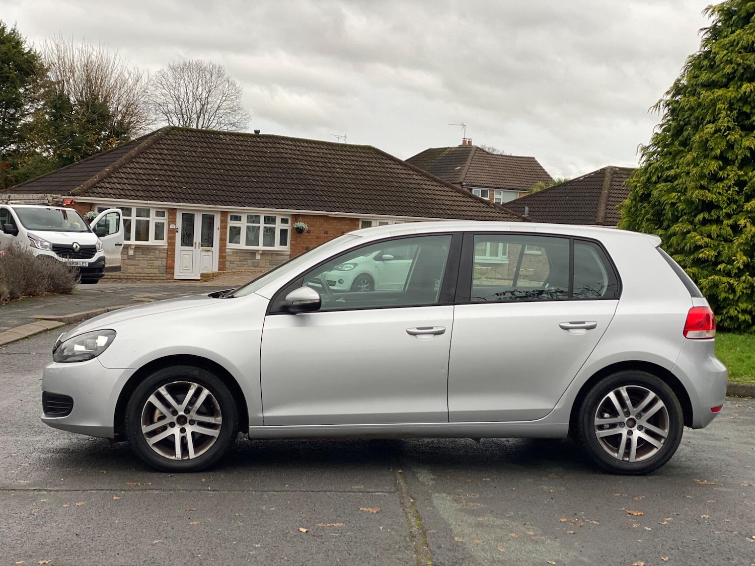 Used Volkswagen Golf 2009 for sale - 76839364: Photo 5