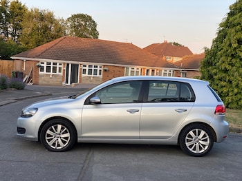 Used Volkswagen Golf 2011 for sale - 79181128: Photo