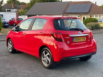 Used Toyota Yaris 2014 for sale - 79520820: Photo