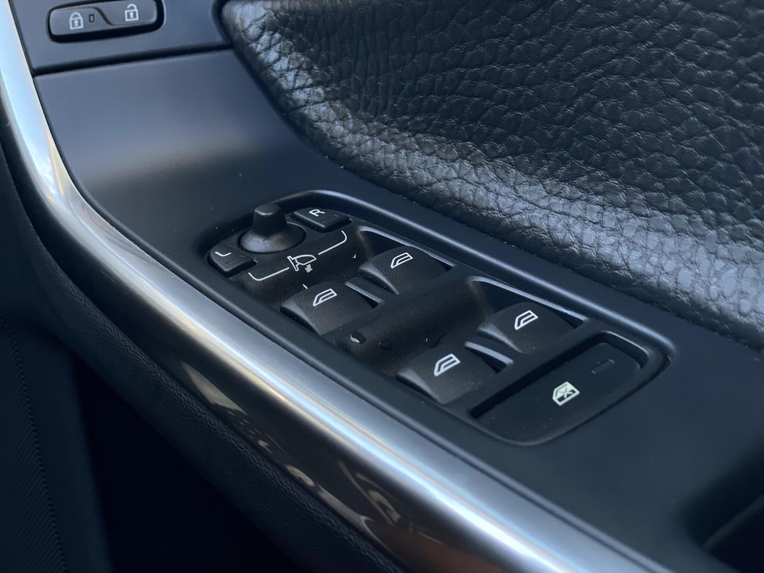 Used Volvo S60 for sale - 76825038: Photo 33