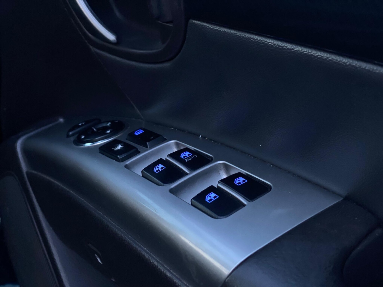 Used Hyundai Santa Fe 2012 for sale - 76824170: Photo 17