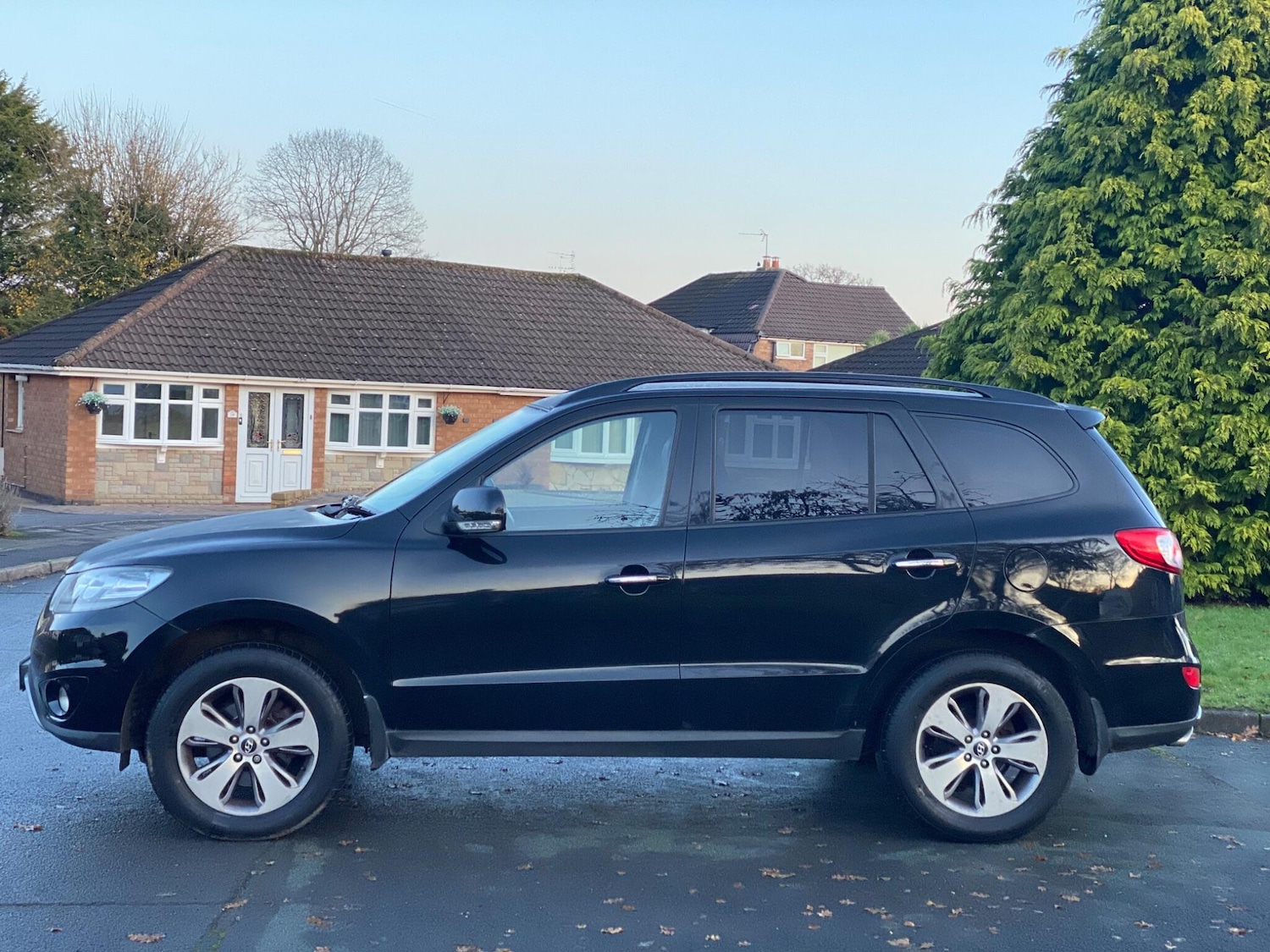 Used Hyundai Santa Fe 2012 for sale - 76824170: Photo 9