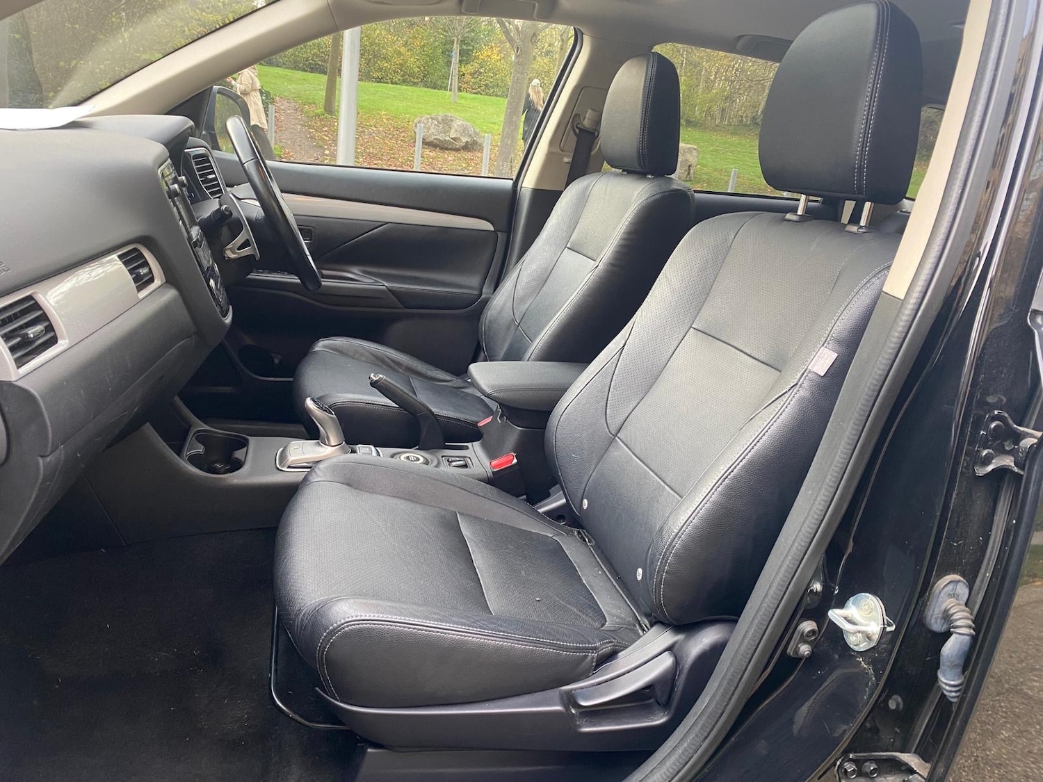 Used Mitsubishi Outlander 2015 for sale - 76655631: Photo 17