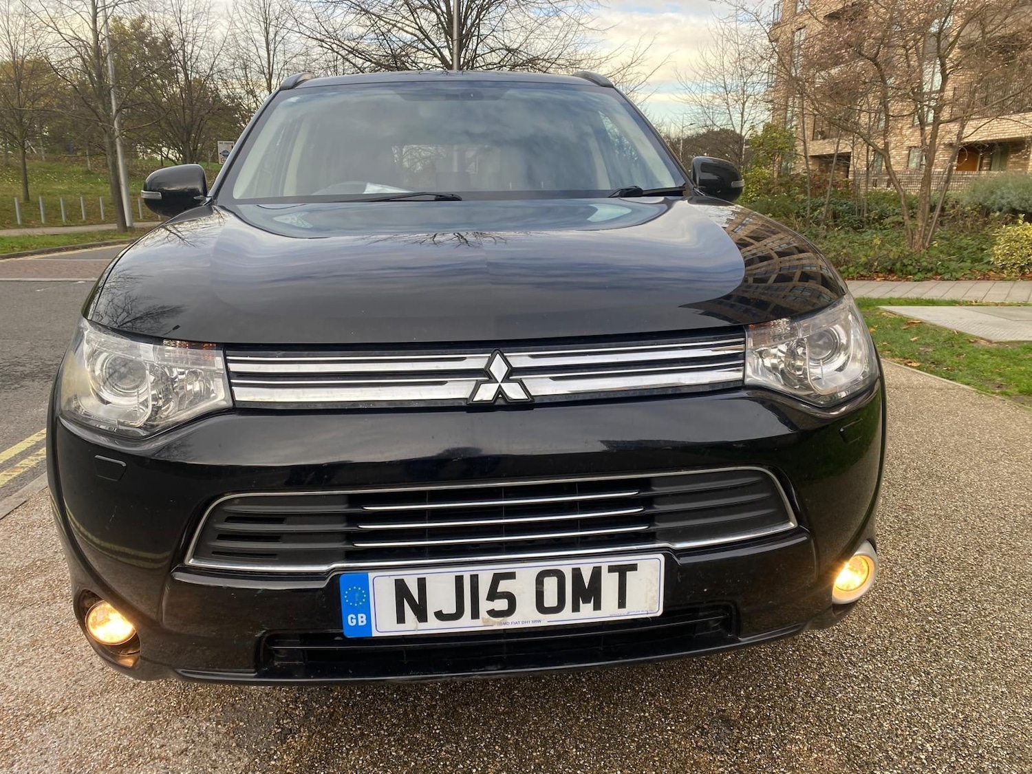 Used Mitsubishi Outlander 2015 for sale - 76655631: Photo 2
