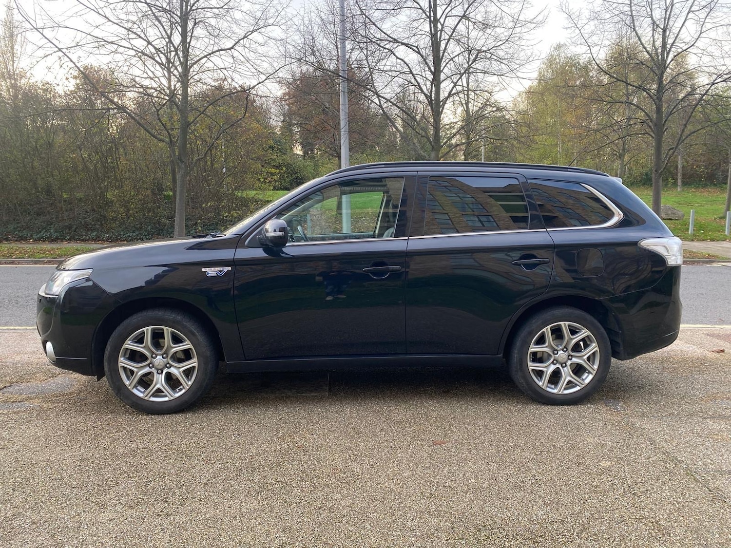 Used Mitsubishi Outlander 2015 for sale - 76655631: Photo 4