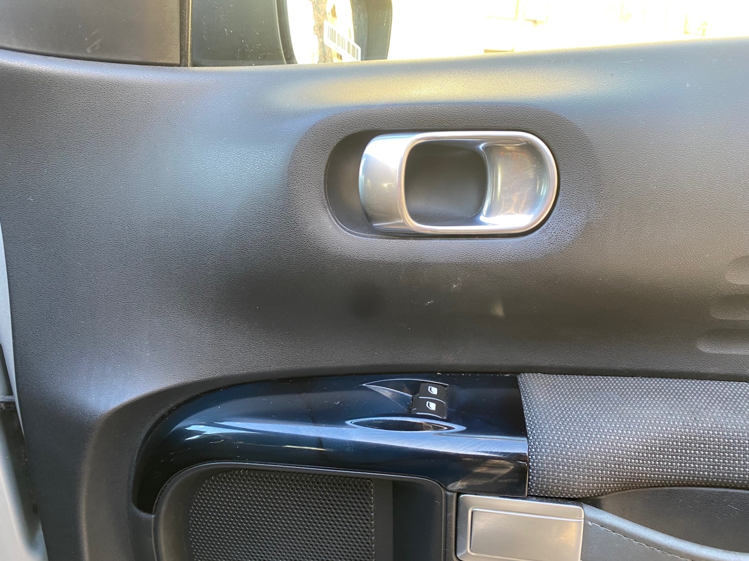 Used Citroen C4 Cactus 2017 for sale - 77046291: Photo 19