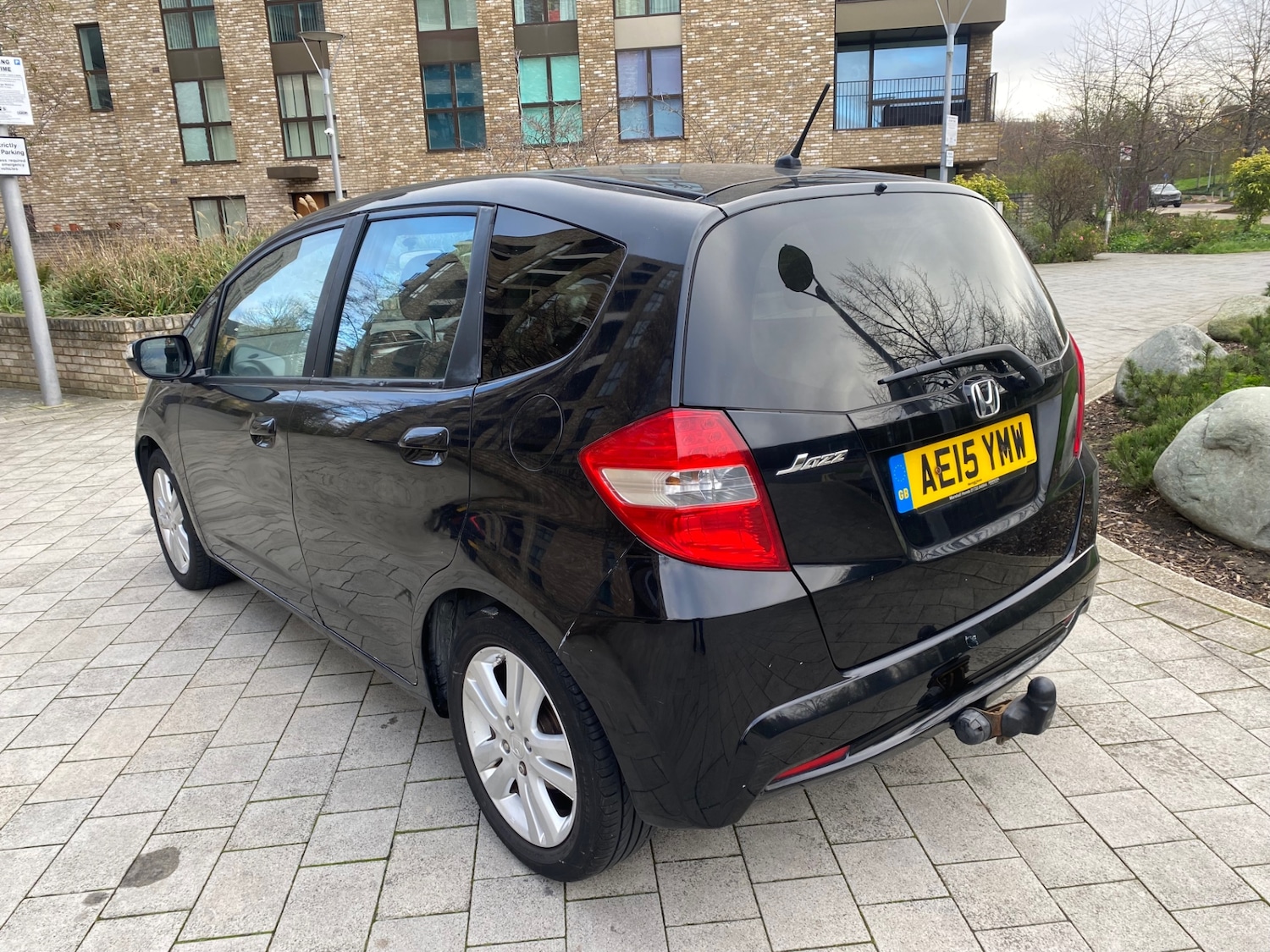 Used Honda Jazz 2015 for sale - 76638382: Photo 3