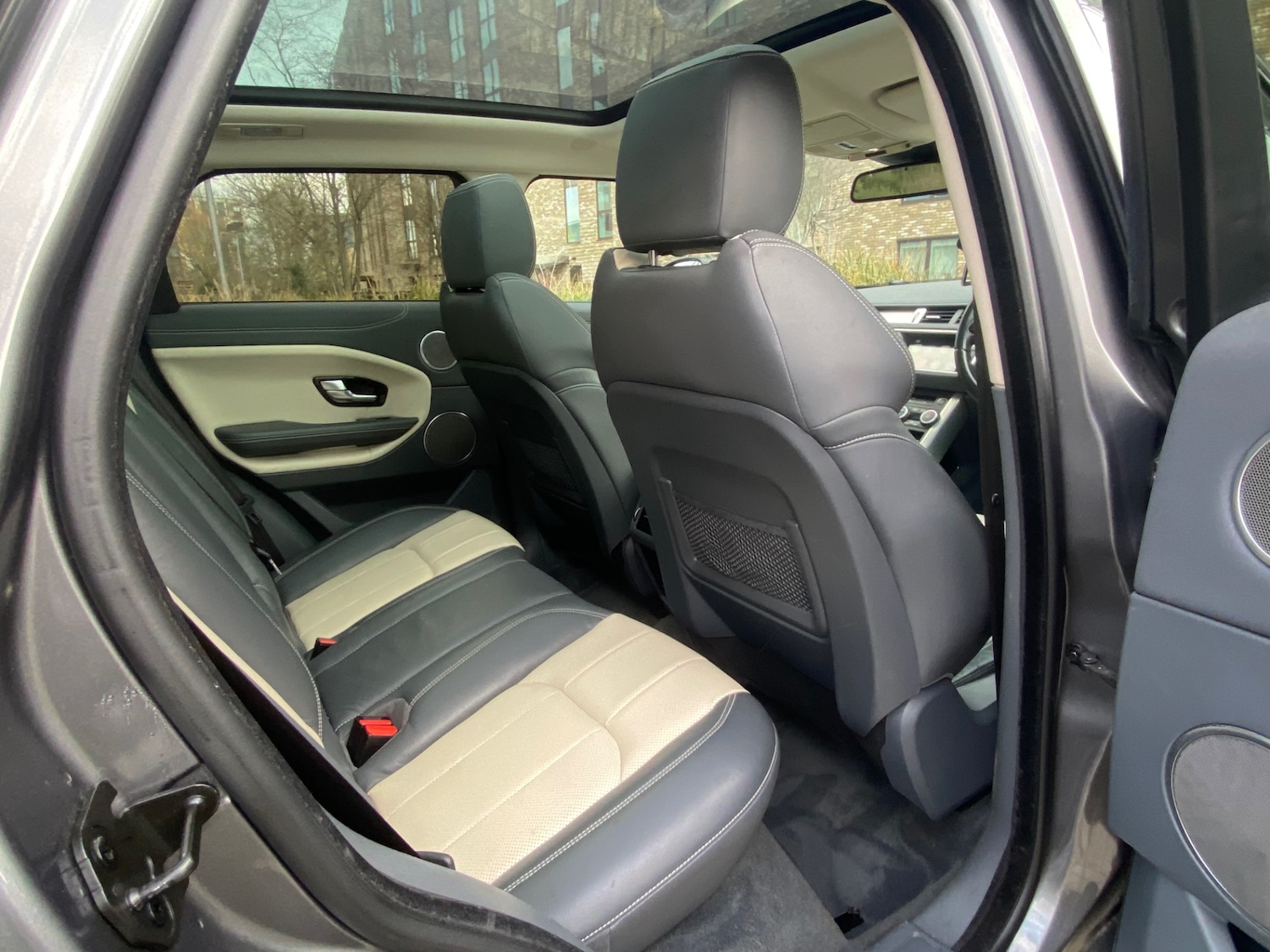 Used Land Rover Range Rover Evoque 2015 for sale - 77364804: Photo 15