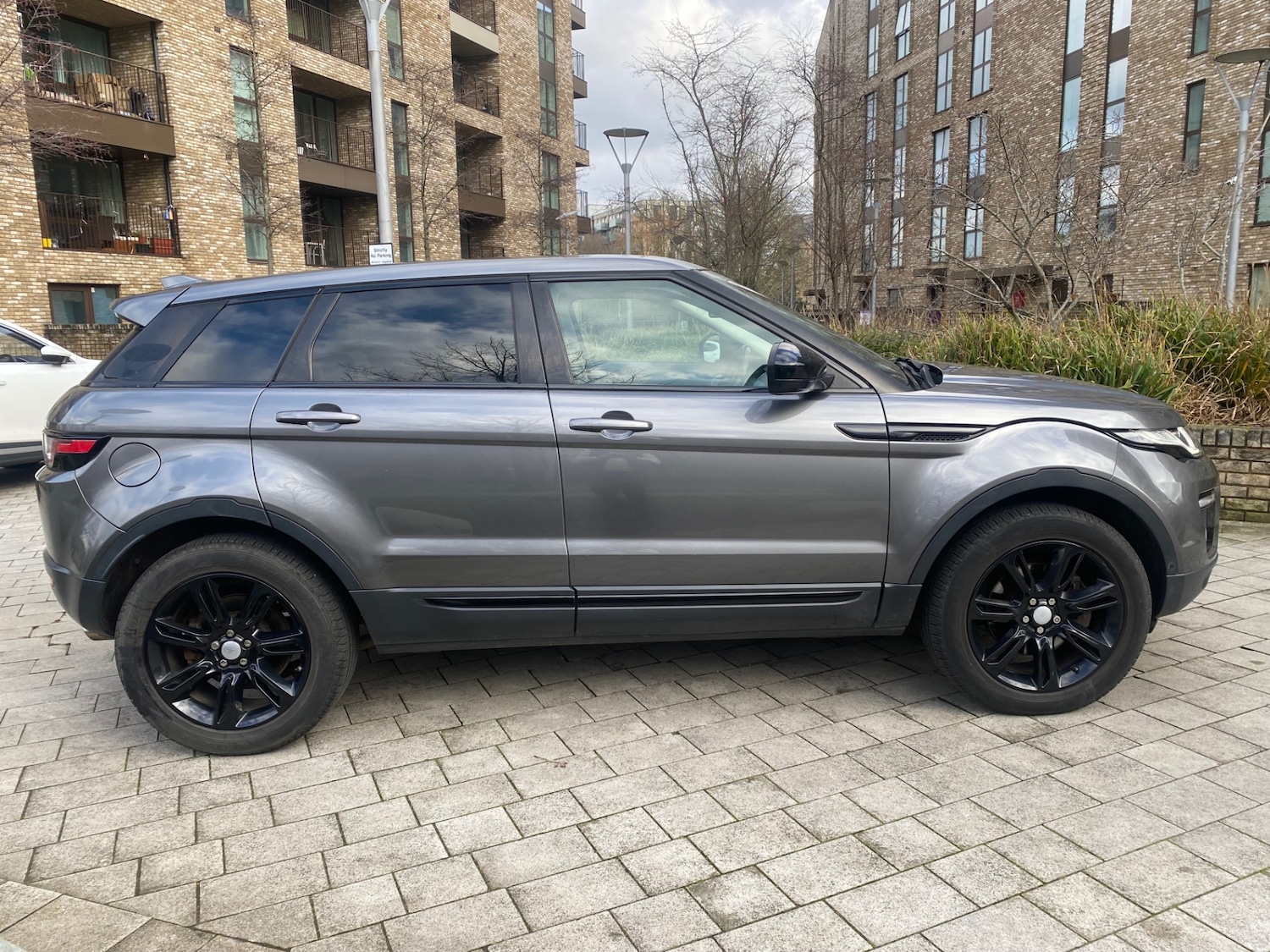 Used Land Rover Range Rover Evoque 2015 for sale - 77364804: Photo 6