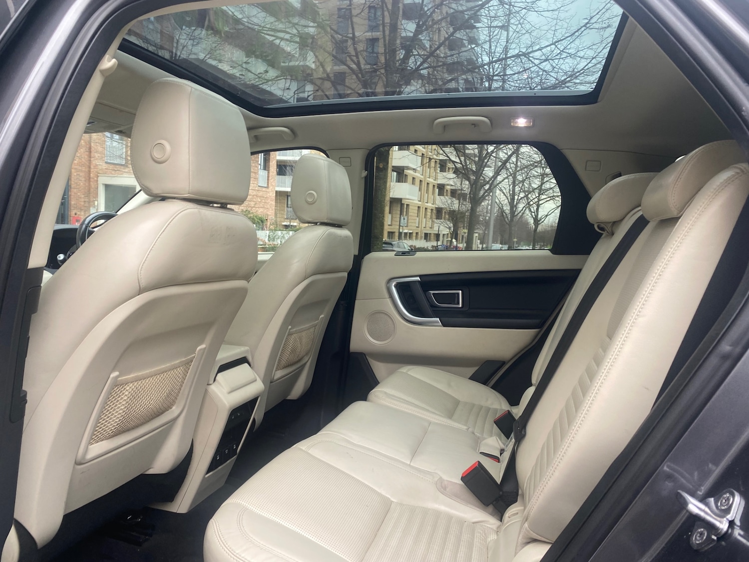 Used Land Rover Discovery Sport 2015 for sale - 77283574: Photo 13