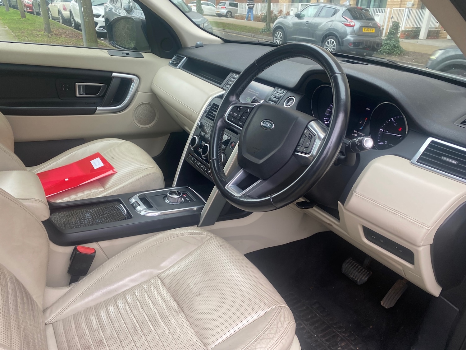 Used Land Rover Discovery Sport 2015 for sale - 77283574: Photo 25