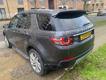 Used Land Rover Discovery Sport 2015 for sale - 77283574: Photo