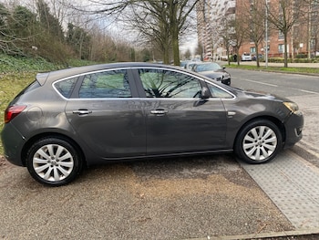 Used Vauxhall Astra 2012 for sale - 77367064: Photo