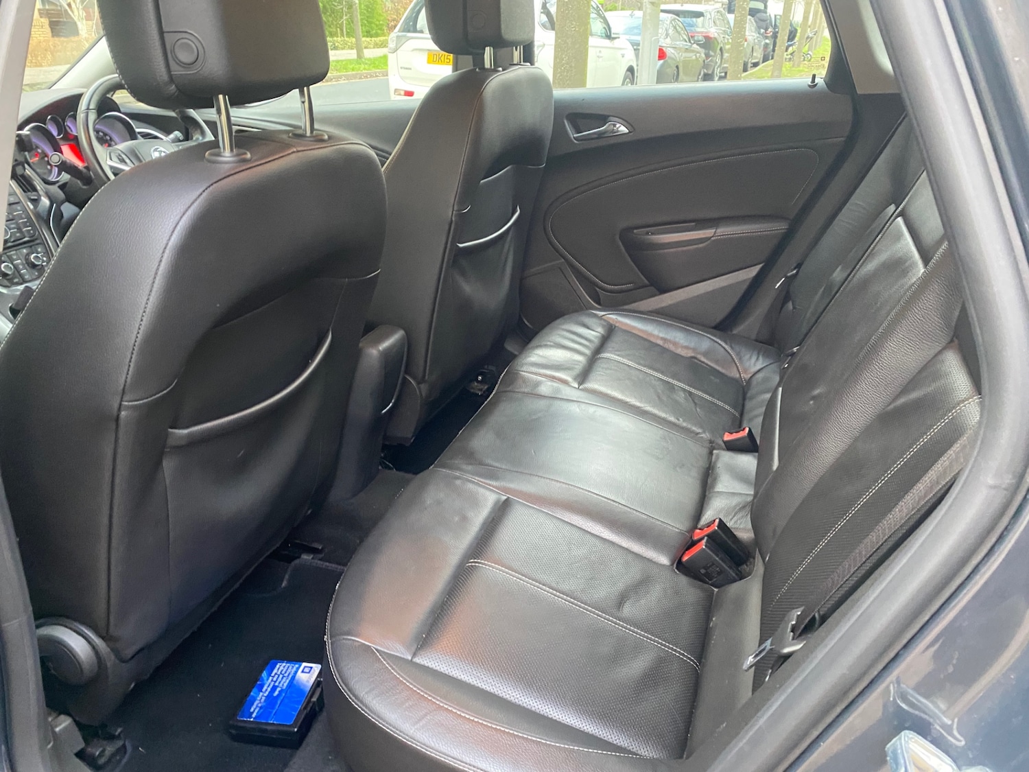 Used Vauxhall Astra 2012 for sale - 77367064: Photo 9