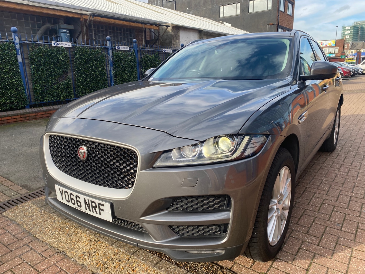 Used Jaguar F-Pace 2016 for sale - 77311133: Photo 5