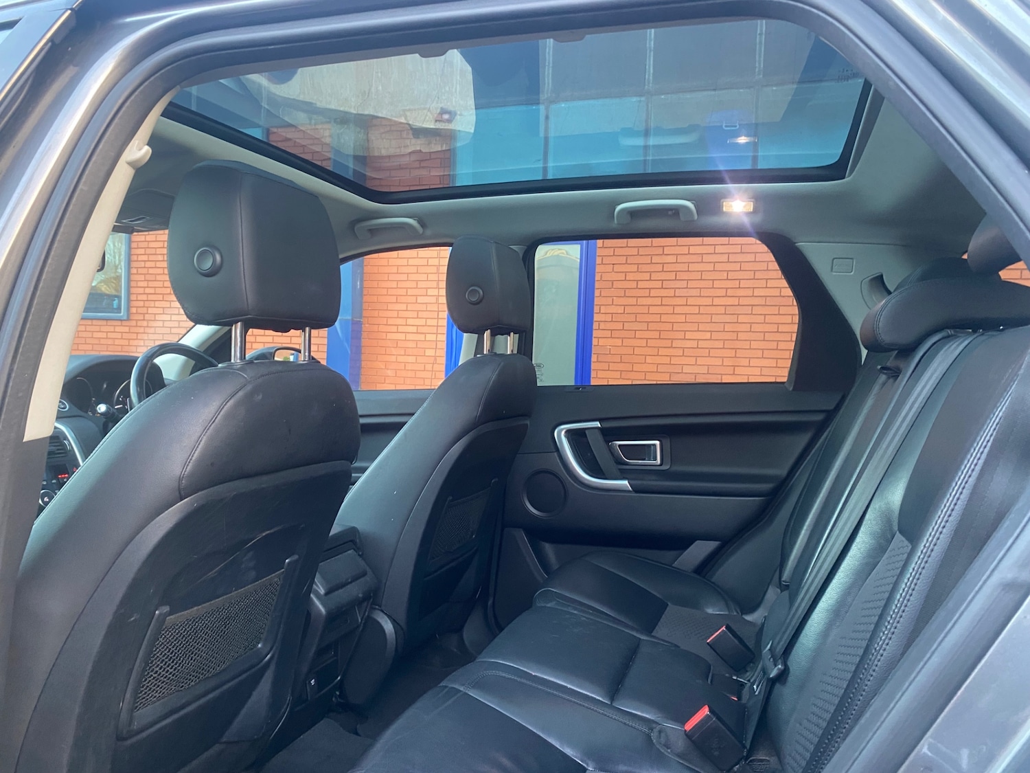 Used Land Rover Discovery Sport 2016 for sale - 77015000: Photo 15