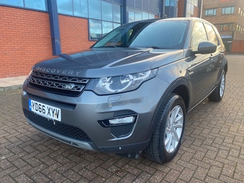 Used Land Rover Discovery Sport 2016 for sale - 77015000: Photo
