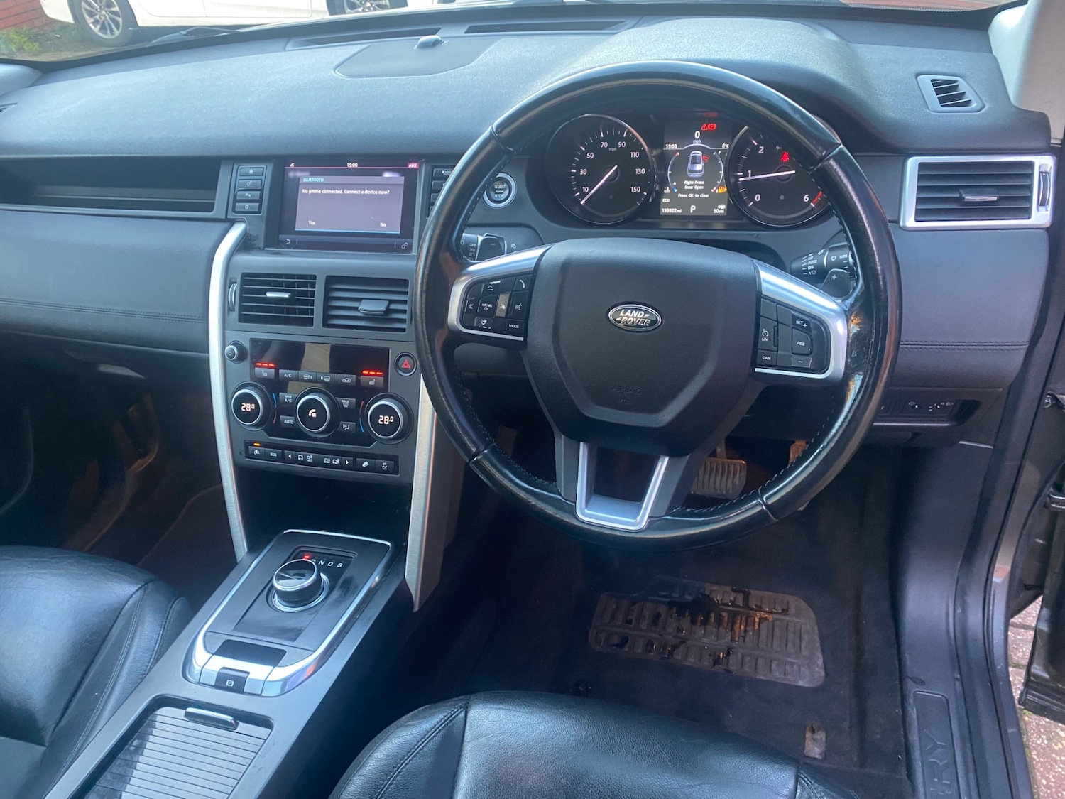 Used Land Rover Discovery Sport 2016 for sale - 77015000: Photo 24