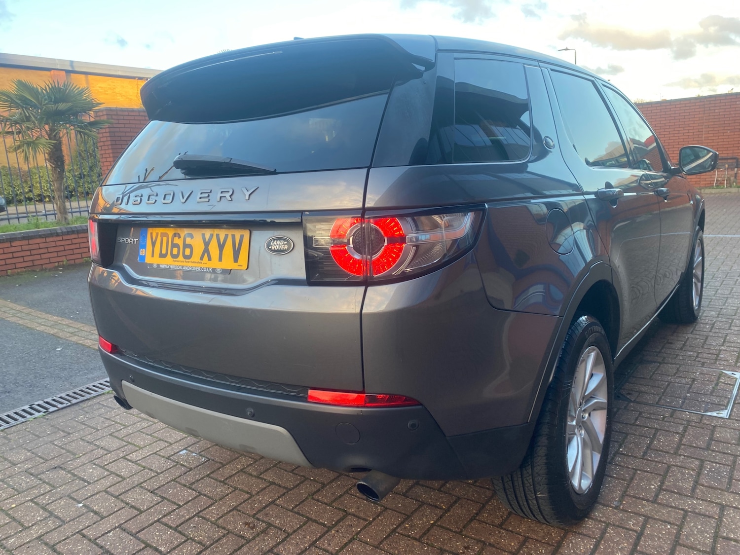 Used Land Rover Discovery Sport 2016 for sale - 77015000: Photo 9