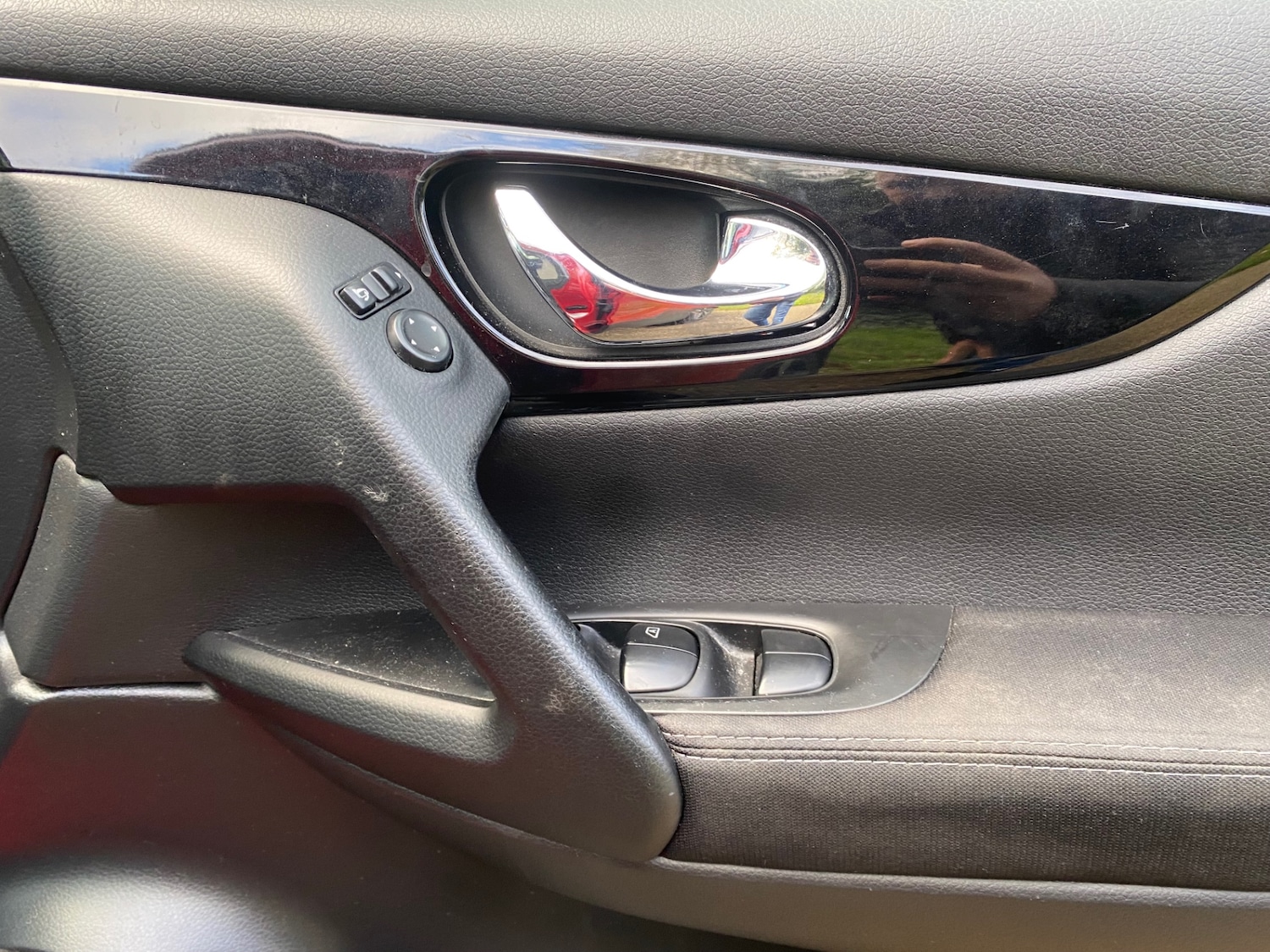 Used Nissan Qashqai 2015 for sale - 76748356: Photo 18