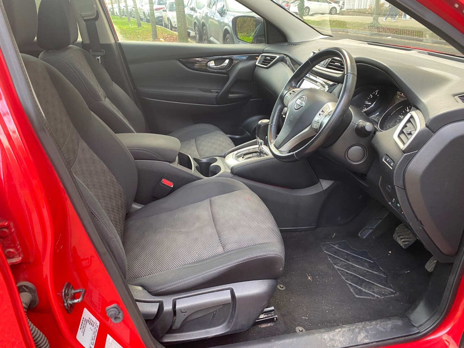 Used Nissan Qashqai 2015 for sale - 76748356: Photo 19